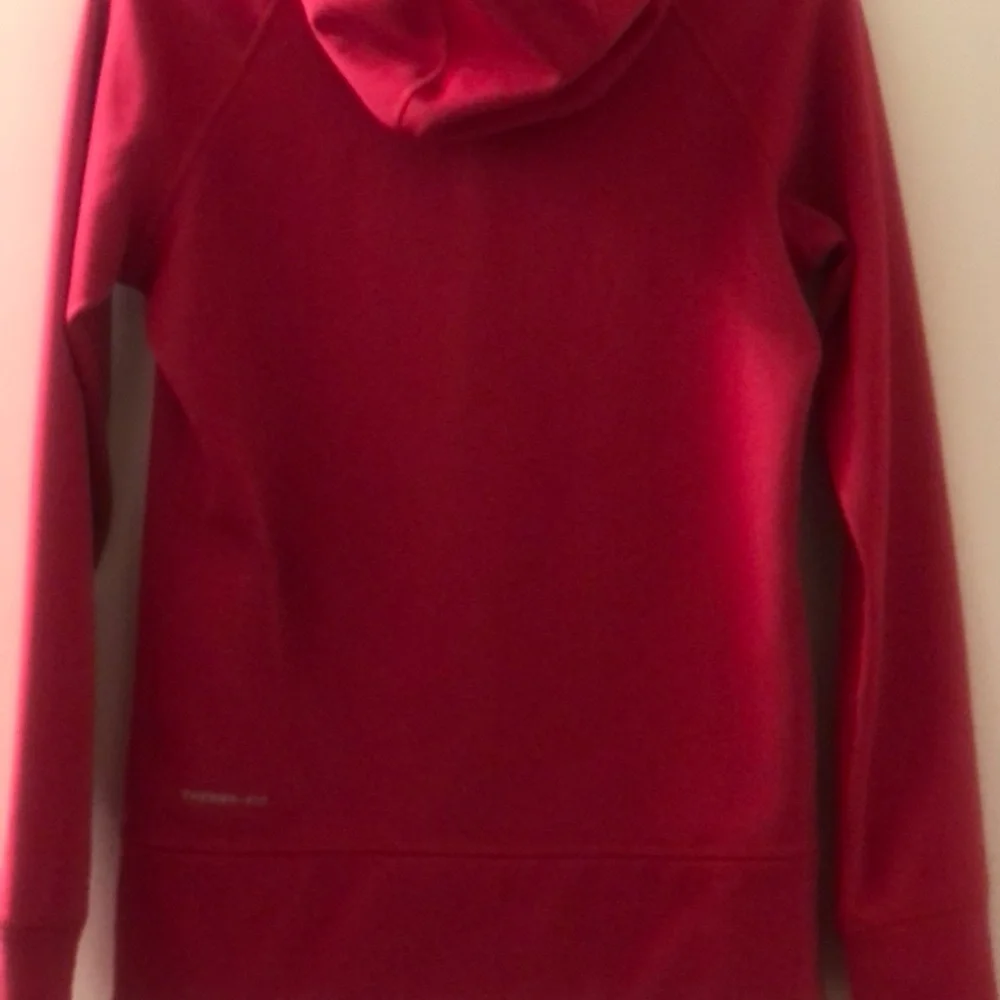 Nike Women’s   Therma-Fit; Color Hot Pink, Front Zipper Thumb-Holes Size Small